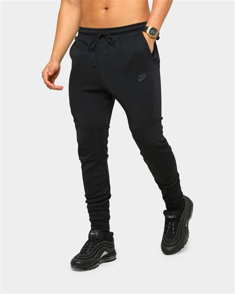 nike fleece jogger trousers